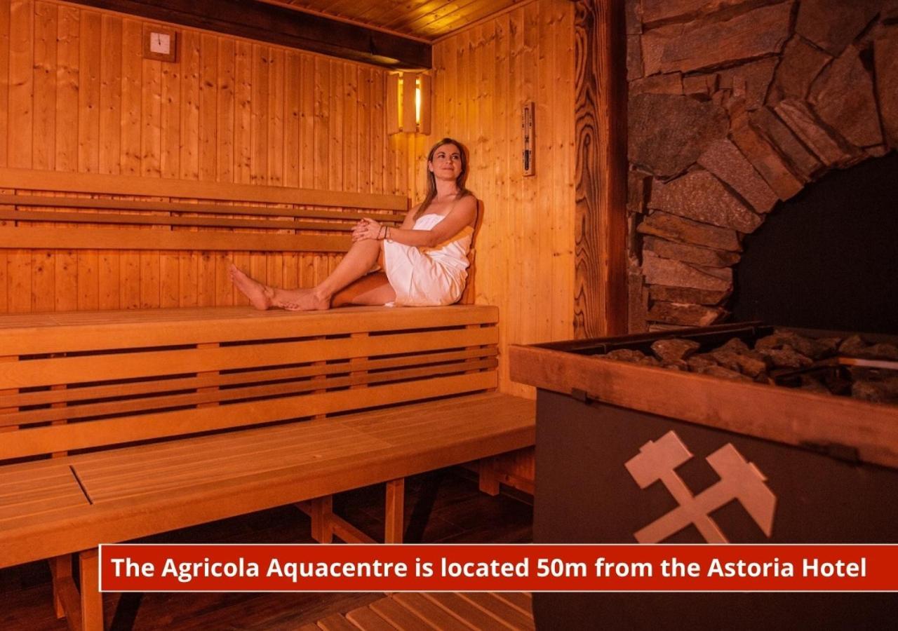 Hotel Astoria Яхимов Экстерьер фото