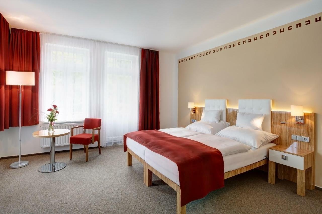 Hotel Astoria Яхимов Экстерьер фото